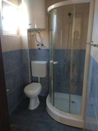 Апартаменты Alise Бар Двухместный номер с 1 кроватью или 2 отдельными кроватями и балконом-1