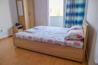 Апартаменты Alise Бар Двухместный номер с 1 кроватью и балконом, вид на море-2